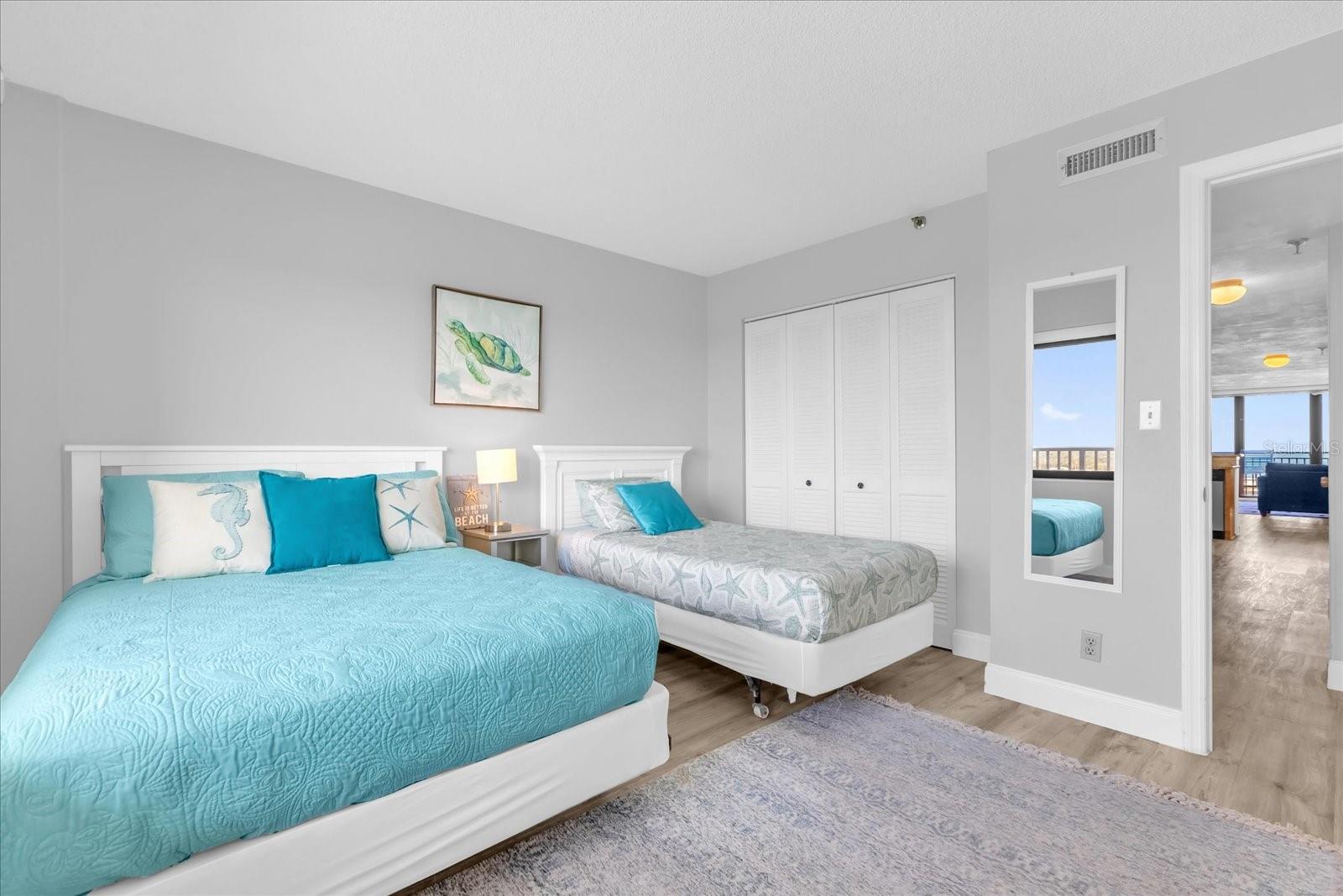 MOONTIDE CONDO - Residential