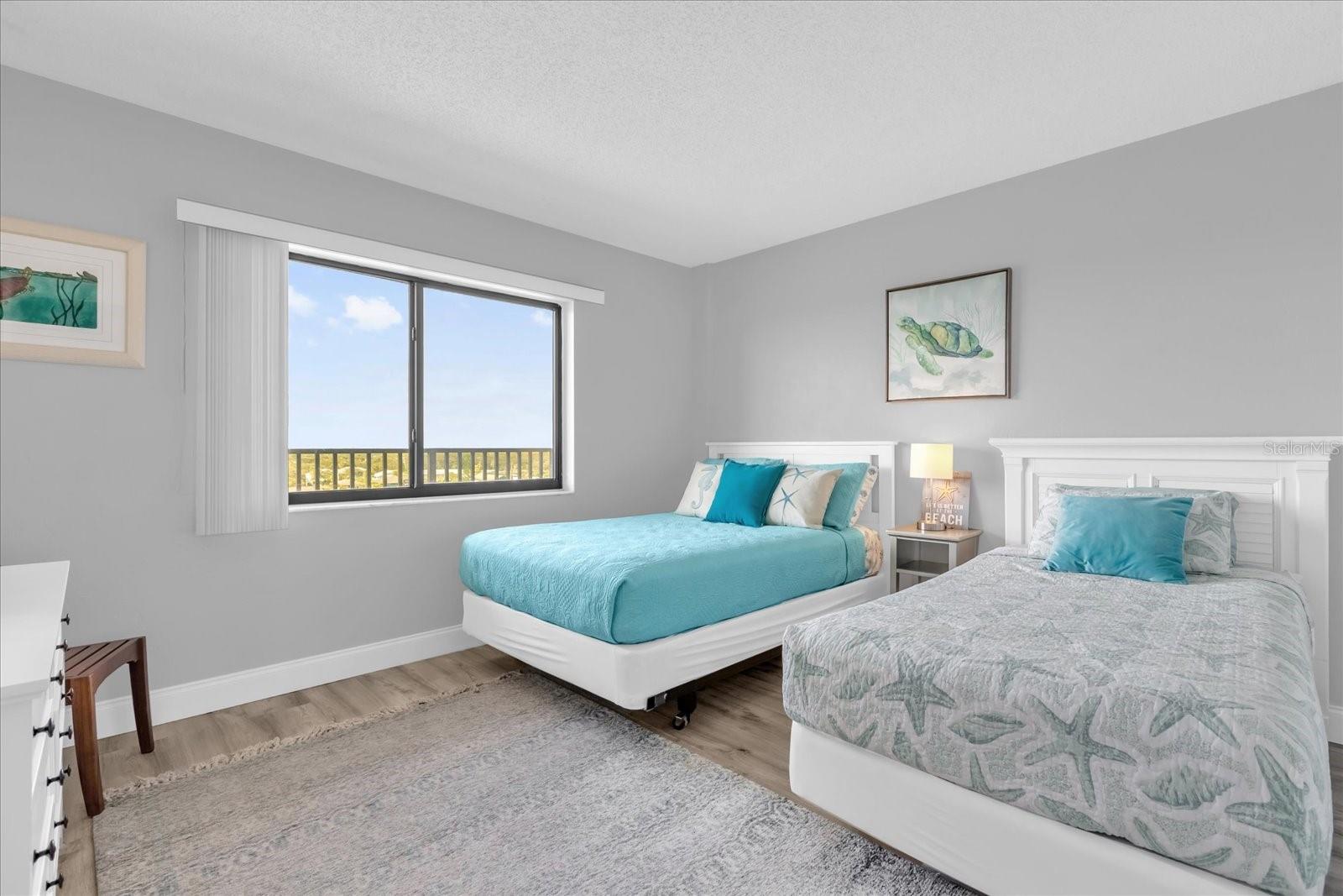 MOONTIDE CONDO - Residential