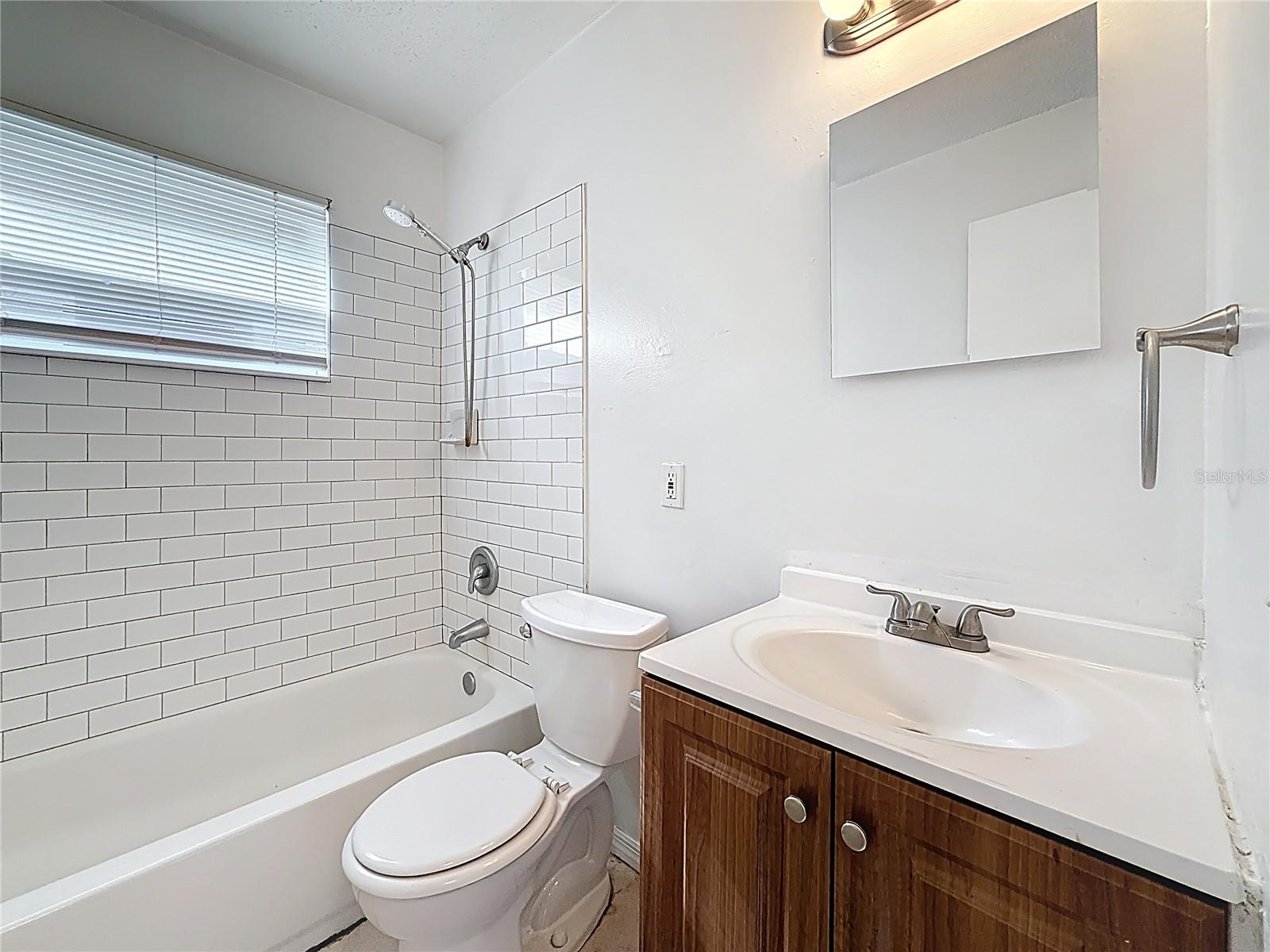 GULF TERRACE - Residential Income