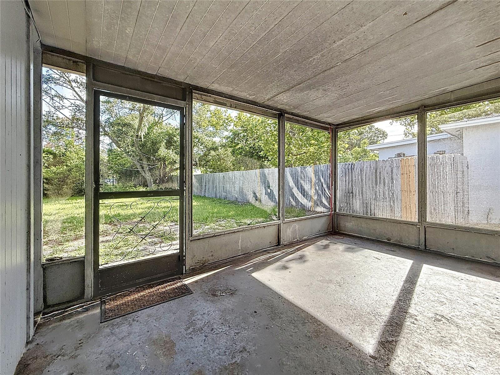 GULF TERRACE - Residential Income