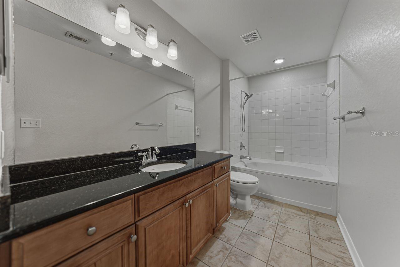 PARKCREST HARBOUR ISLAND CONDO - Residential