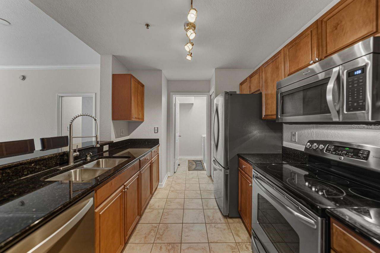 PARKCREST HARBOUR ISLAND CONDO - Residential