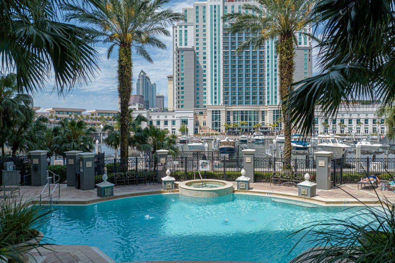 PARKCREST HARBOUR ISLAND CONDO - Residential