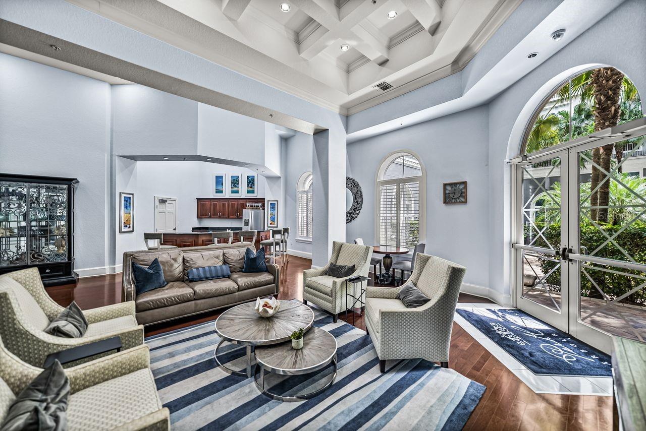 PARKCREST HARBOUR ISLAND CONDO - Residential