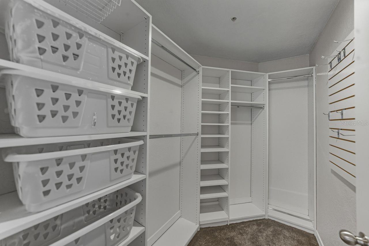 PARKCREST HARBOUR ISLAND CONDO - Residential