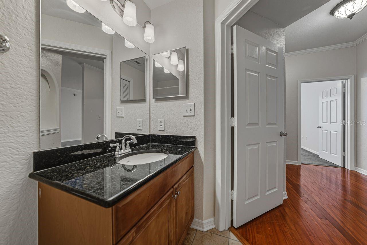 PARKCREST HARBOUR ISLAND CONDO - Residential