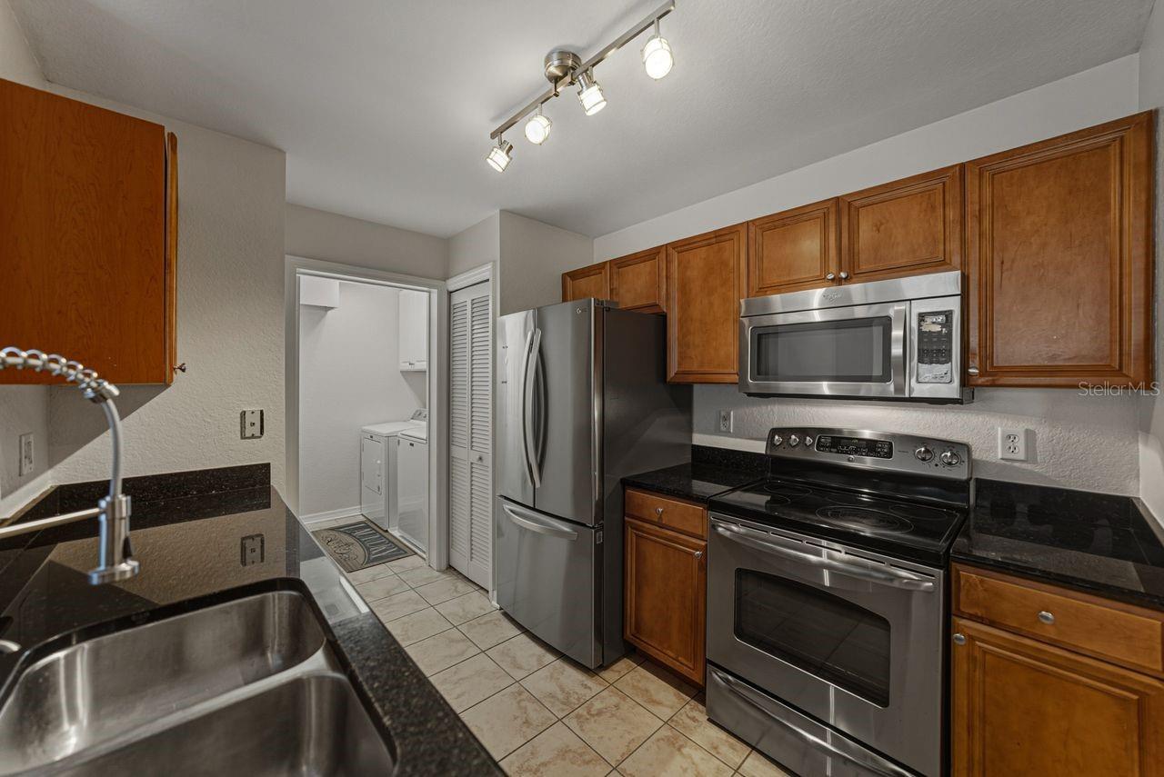 PARKCREST HARBOUR ISLAND CONDO - Residential