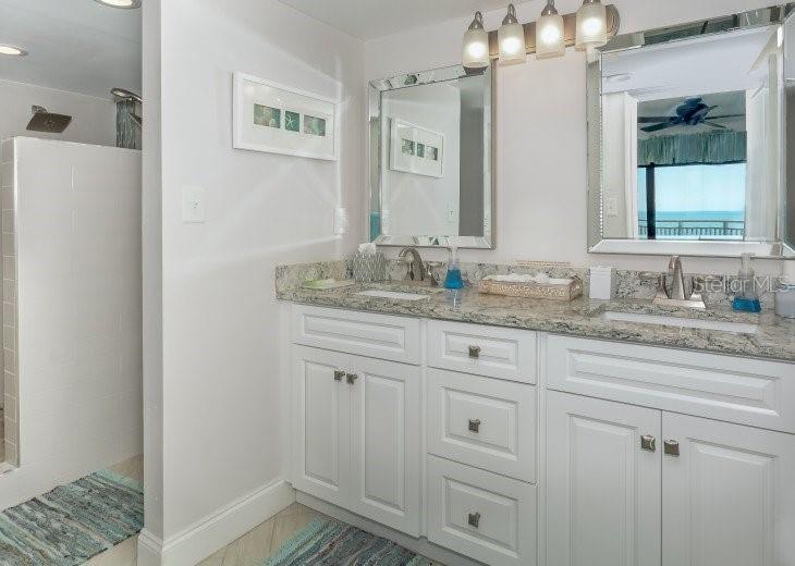 Seascape Towers Condo Ph 01 - Residential