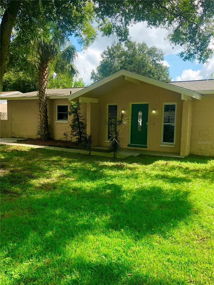 Great block home located in Tampa just minutes from I75. Has a front yard and backyard, Central AC, new paint.