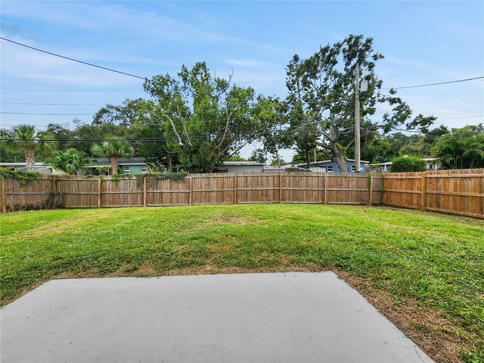 SUNNY SLOPES ESTATES - Residential Lease