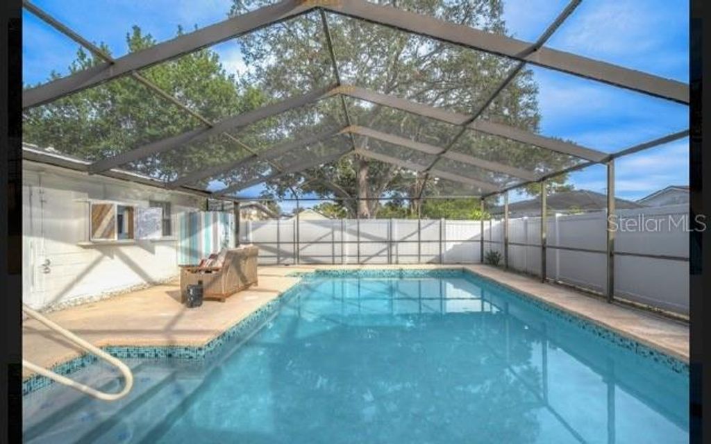 Photo of 4508 W Pearl Avenue, Tampa, FL 33611 (MLS # TB8467441)