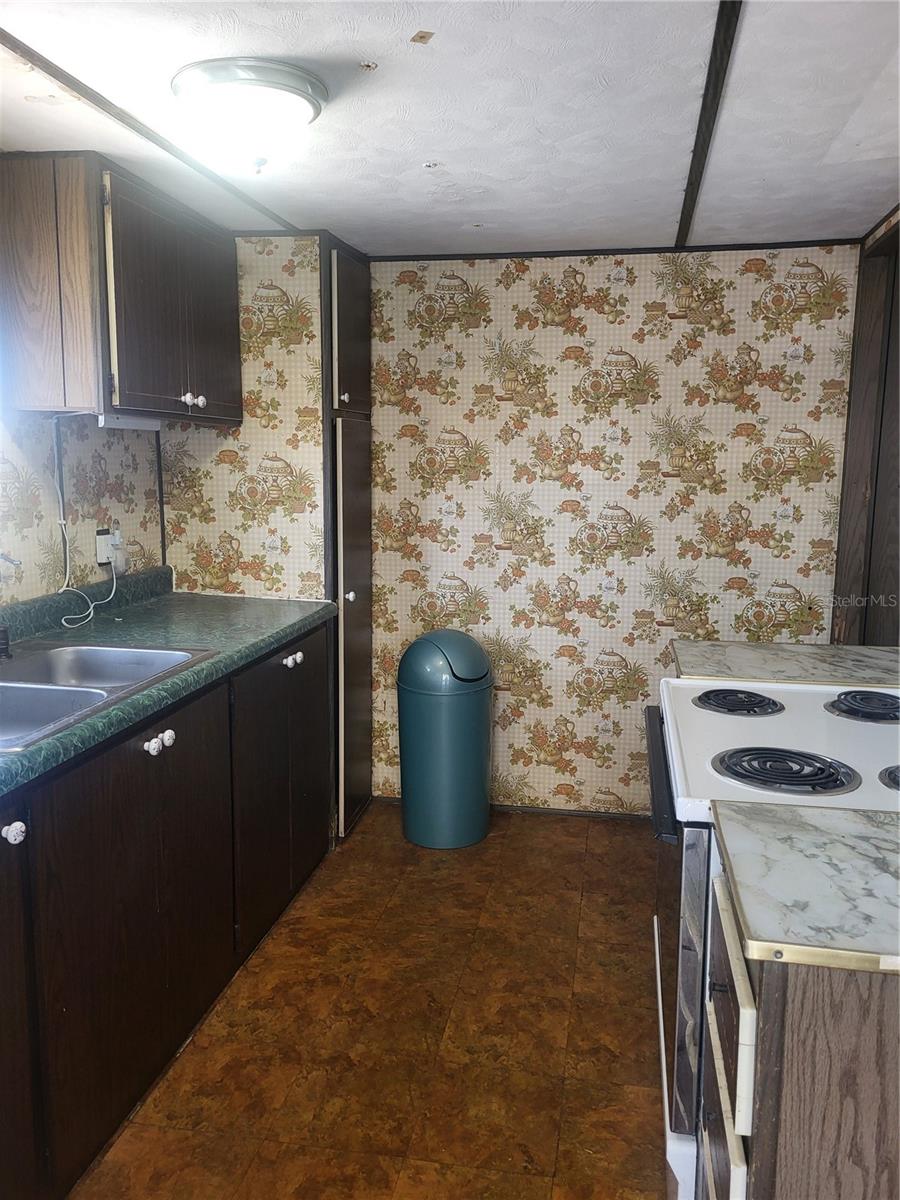 HOLIDAY VILLAGE CO-OP M/H UNREC - Residential