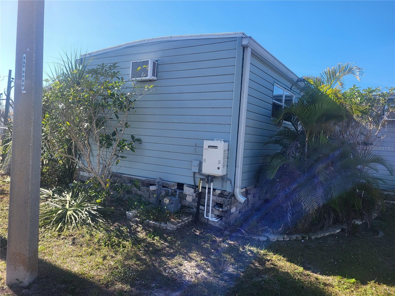 HOLIDAY VILLAGE CO-OP M/H UNREC - Residential