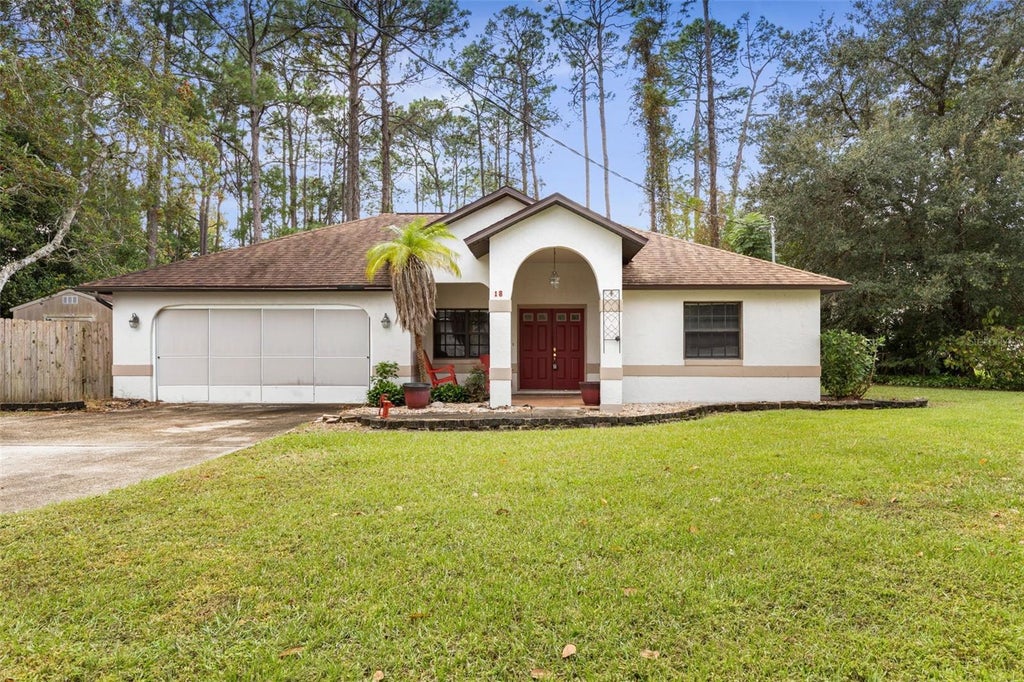 Photo of 18 Windermere Place, Palm Coast, FL 32164 (MLS # FC322431)