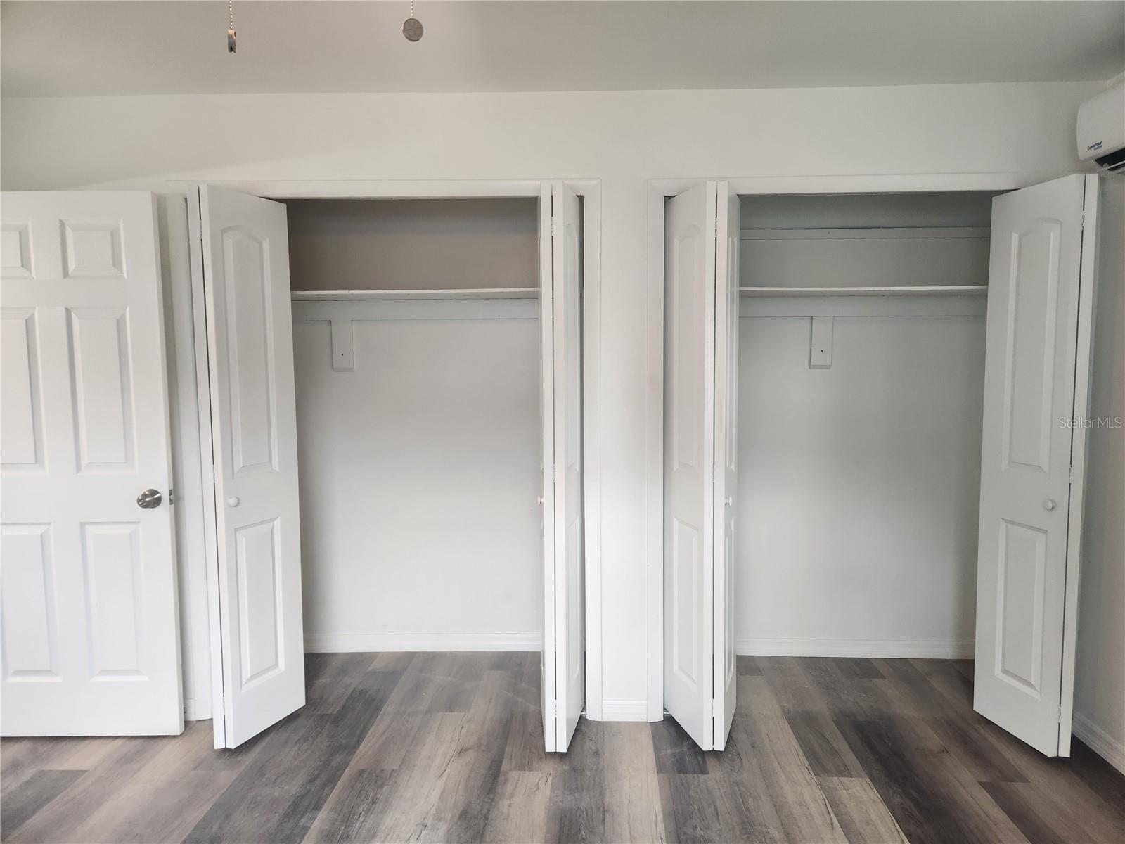 BEVERLY HILLS MARKET AREA - Residential