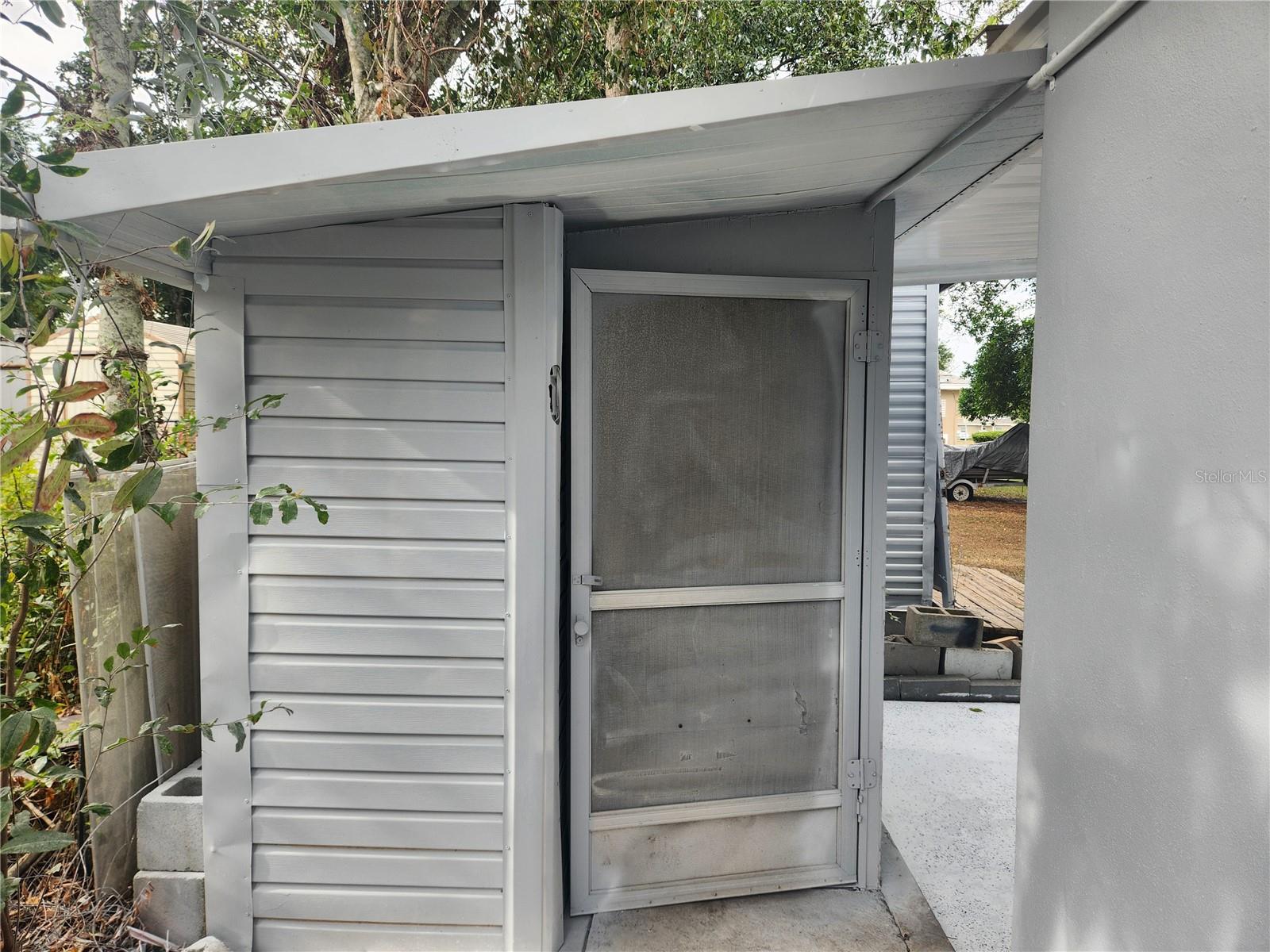 BEVERLY HILLS MARKET AREA - Residential