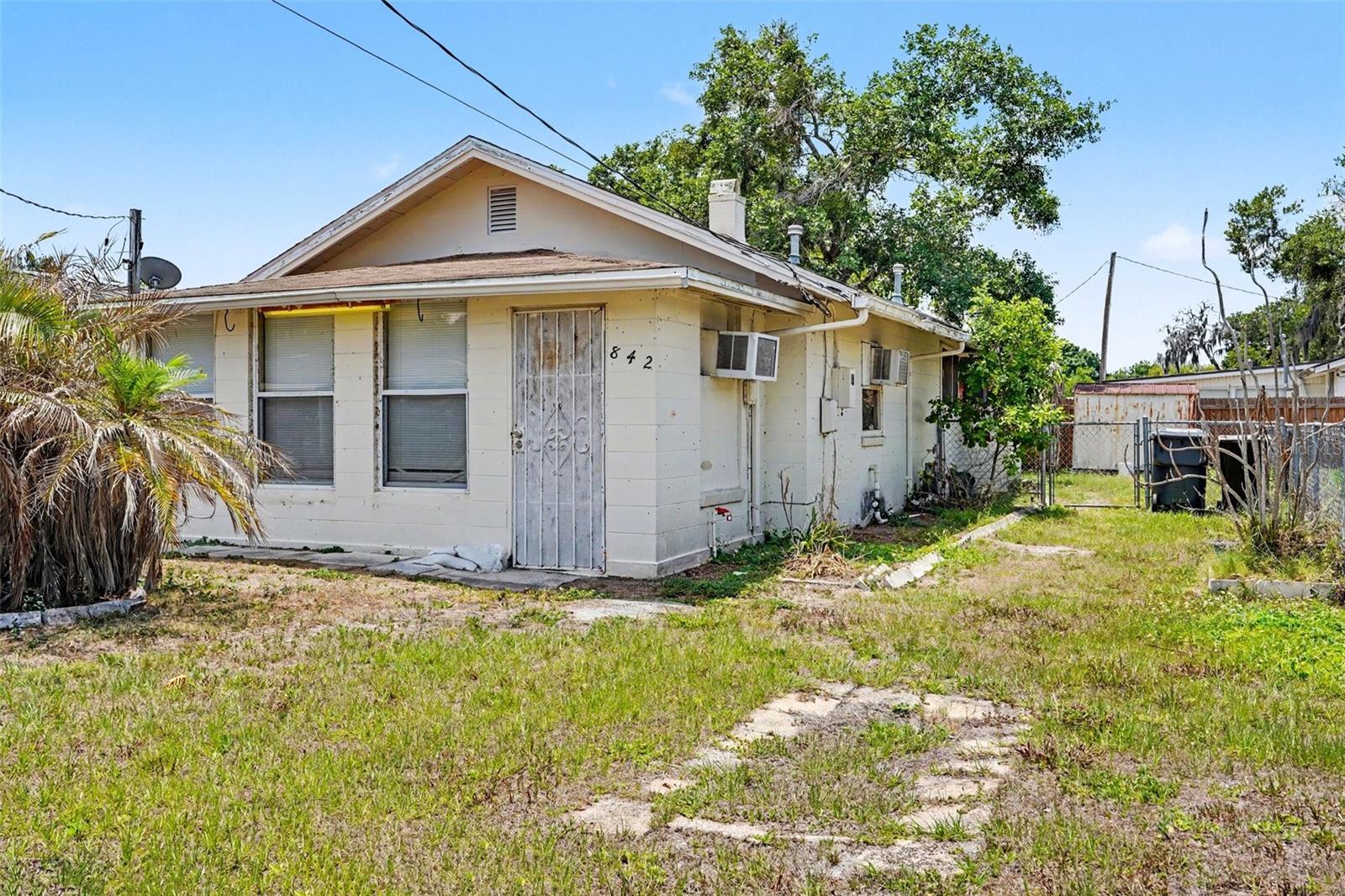 COUNTRY CLUB ESTATE RESUBDIVISION PT - Residential