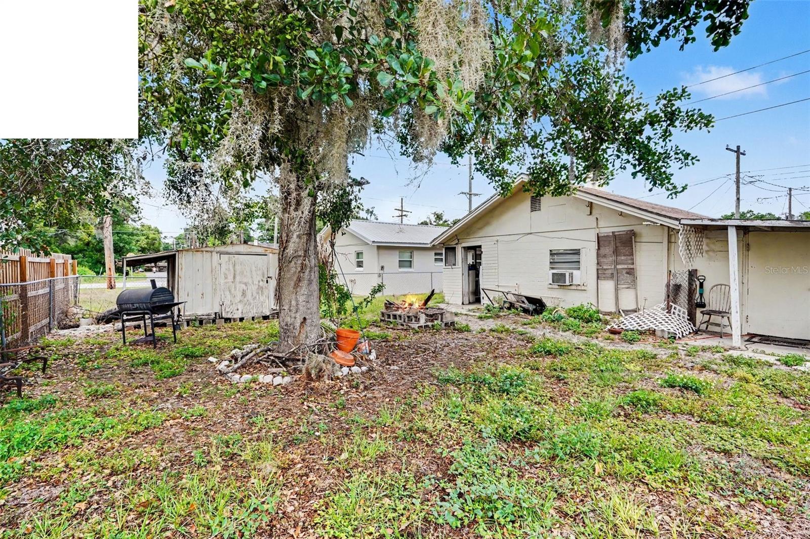 COUNTRY CLUB ESTATE RESUBDIVISION PT - Residential