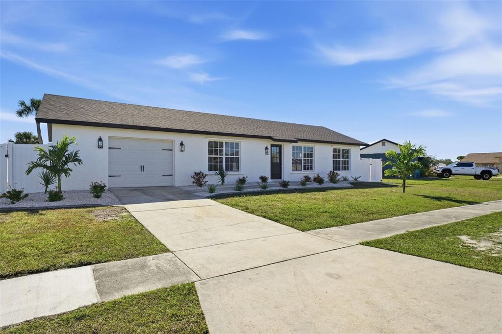 Photo of 13249 Ebony Avenue, Port Charlotte, FL 33981 (MLS # L4958690)
