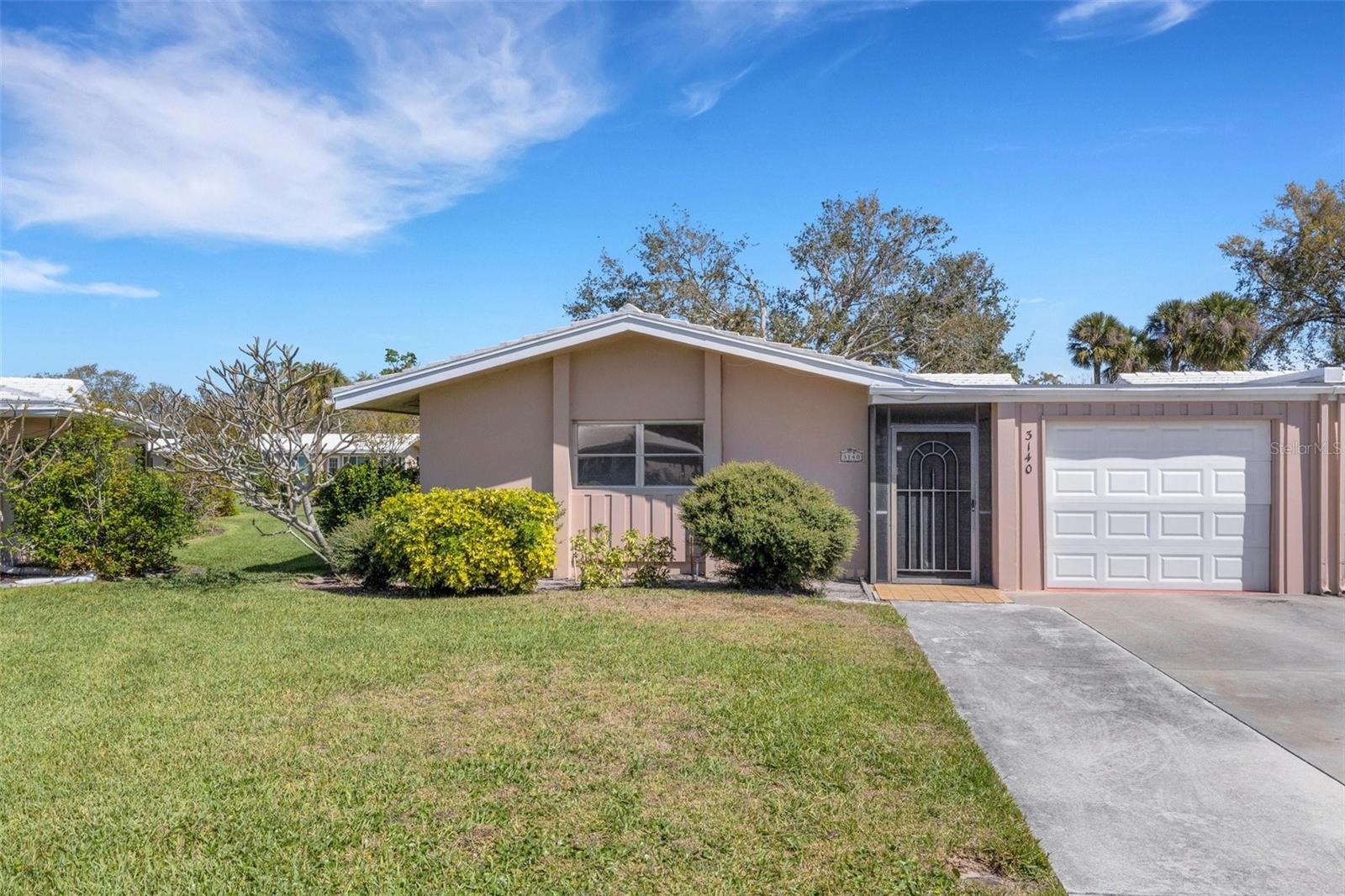 3140 VILLAGE GREEN DRIVE 1119