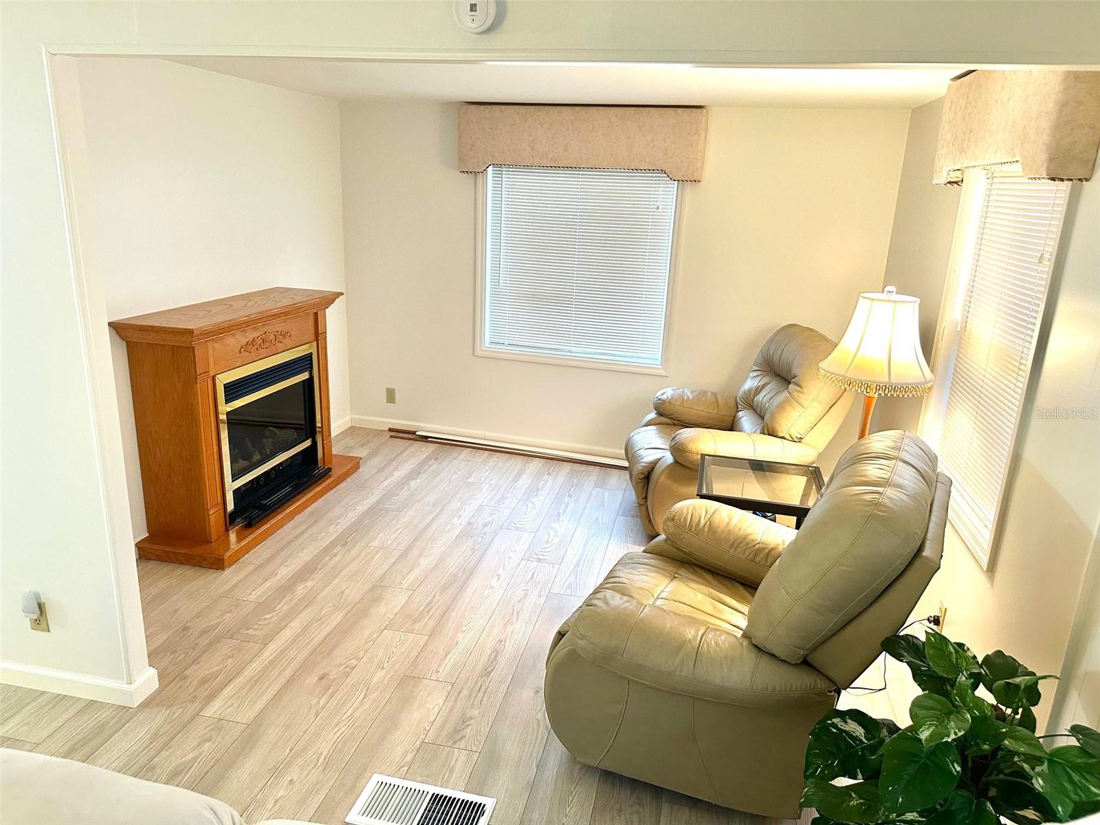 COLONIAL VILLAGE MOBILE HOME PARK CO-OP UNREC - Residential