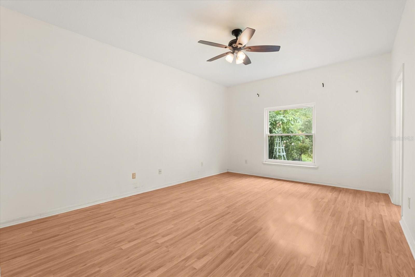 WAVERLEE WOODS UNIT 1 - Residential
