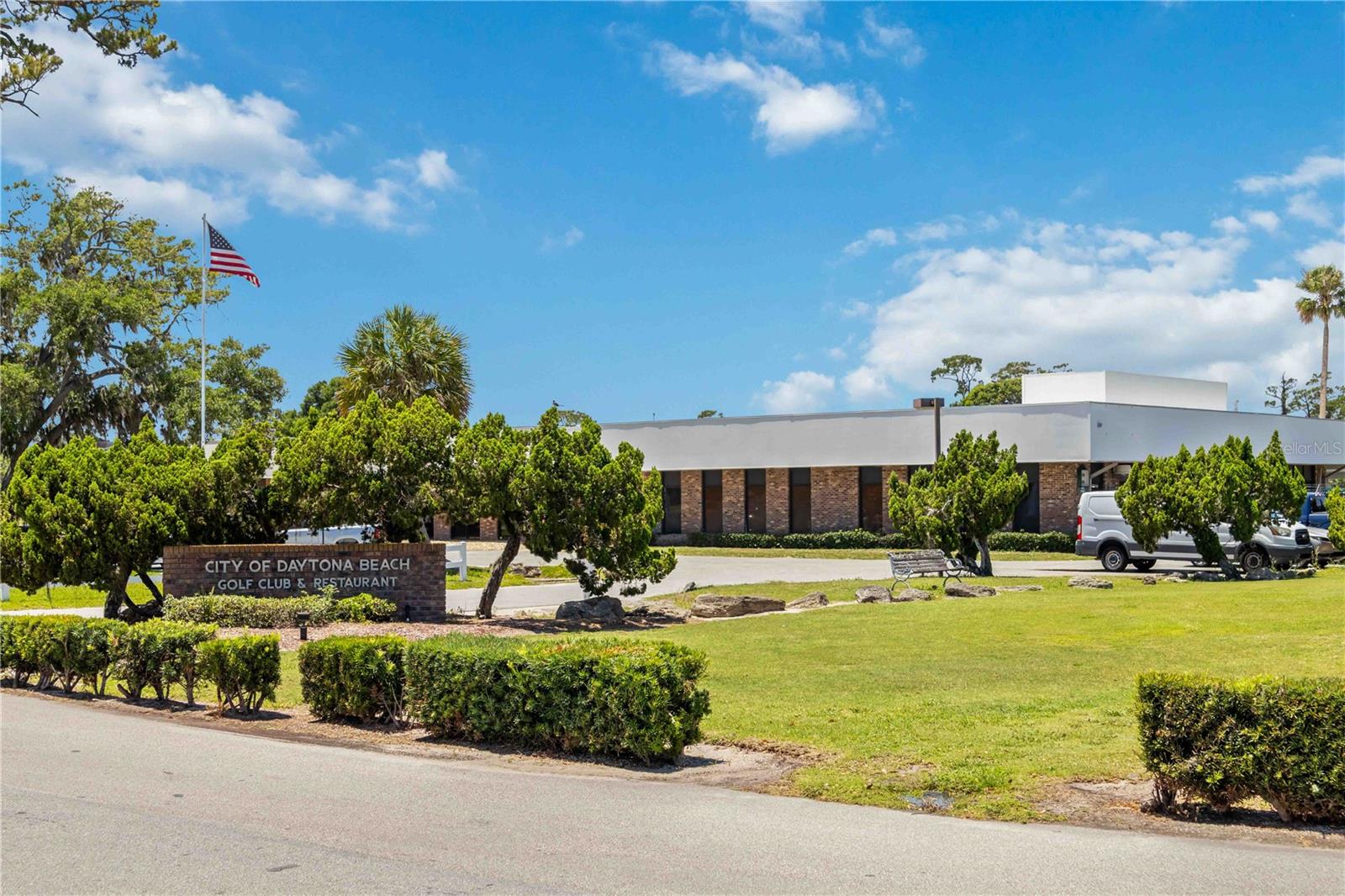 GOLFS EDGE CONDO - Residential