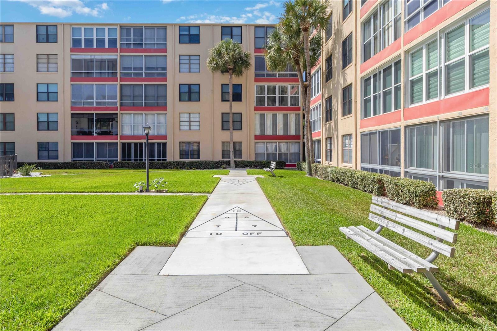 GOLFS EDGE CONDO - Residential