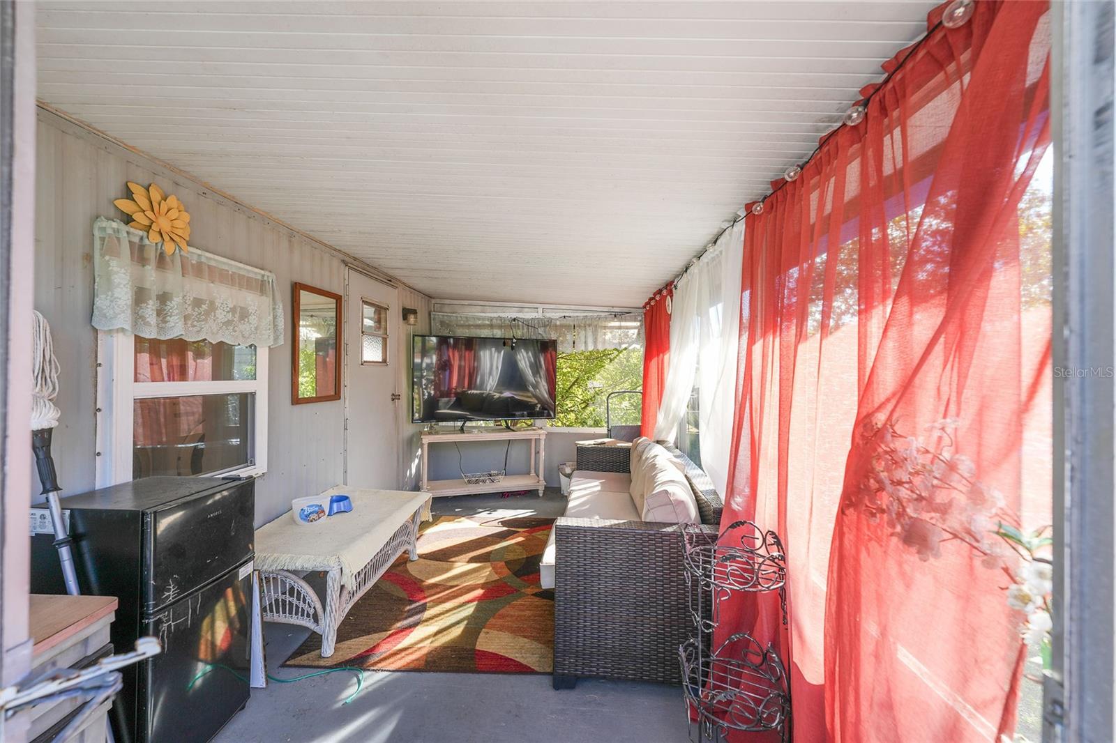 WINDING WATERS - Residential