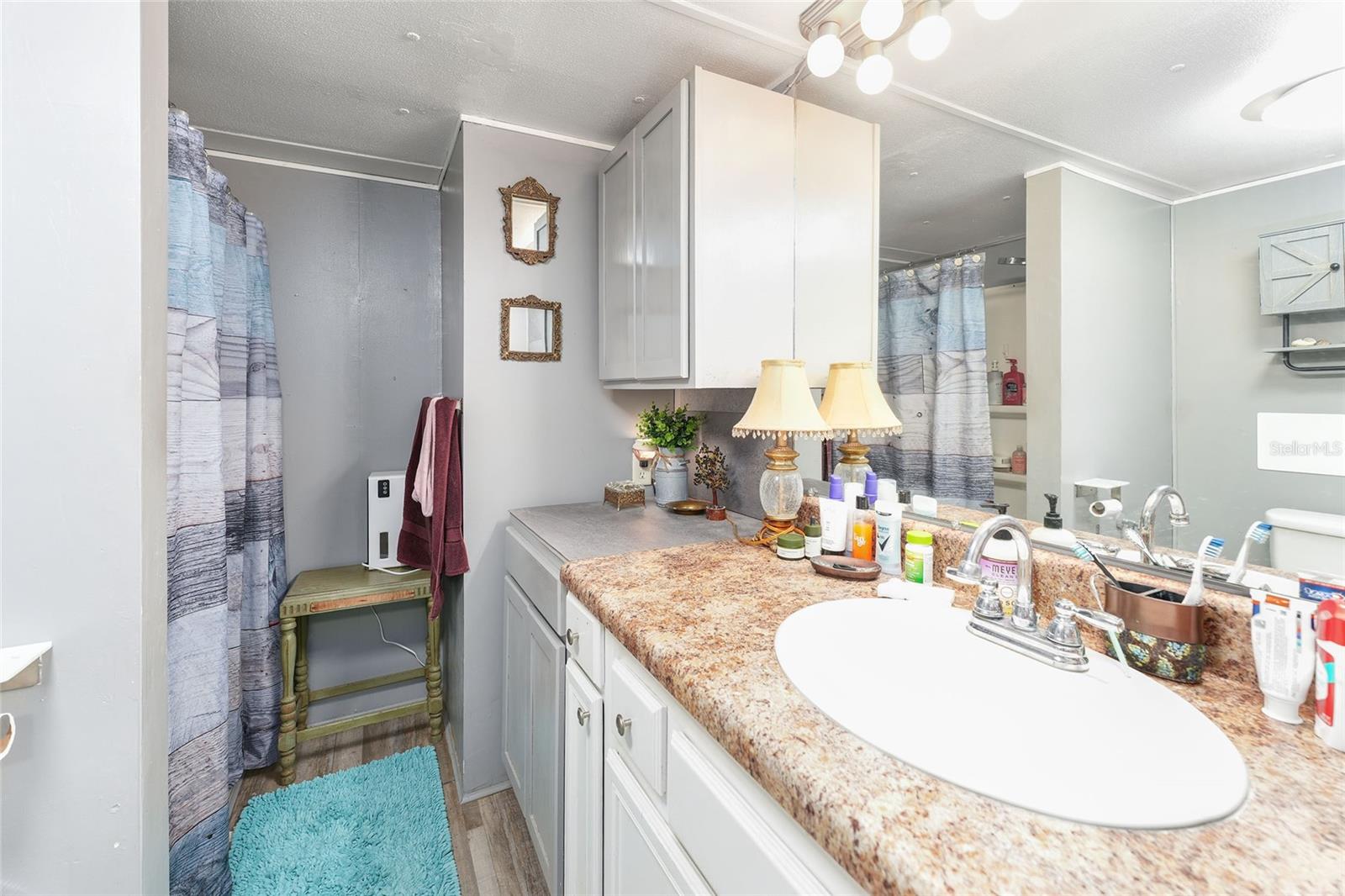 WINDING WATERS - Residential