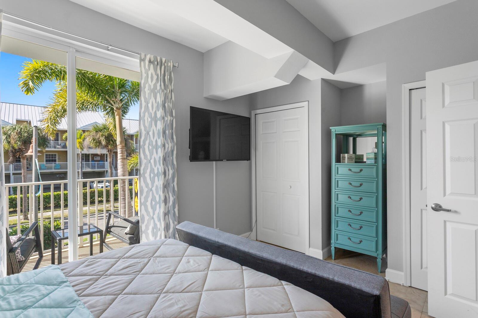 BAHIA BEACH TWNHMS PH 1A - Residential