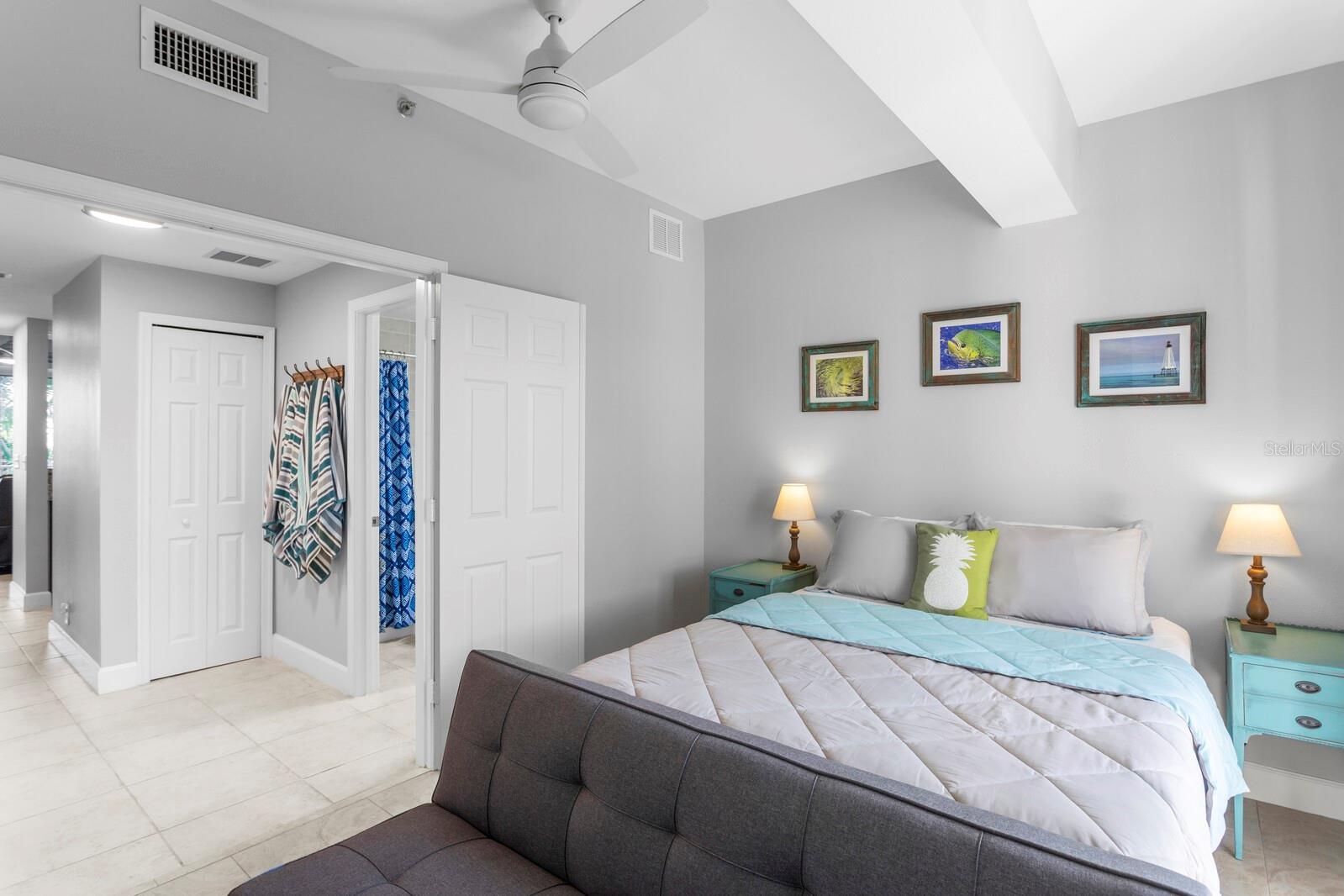 BAHIA BEACH TWNHMS PH 1A - Residential