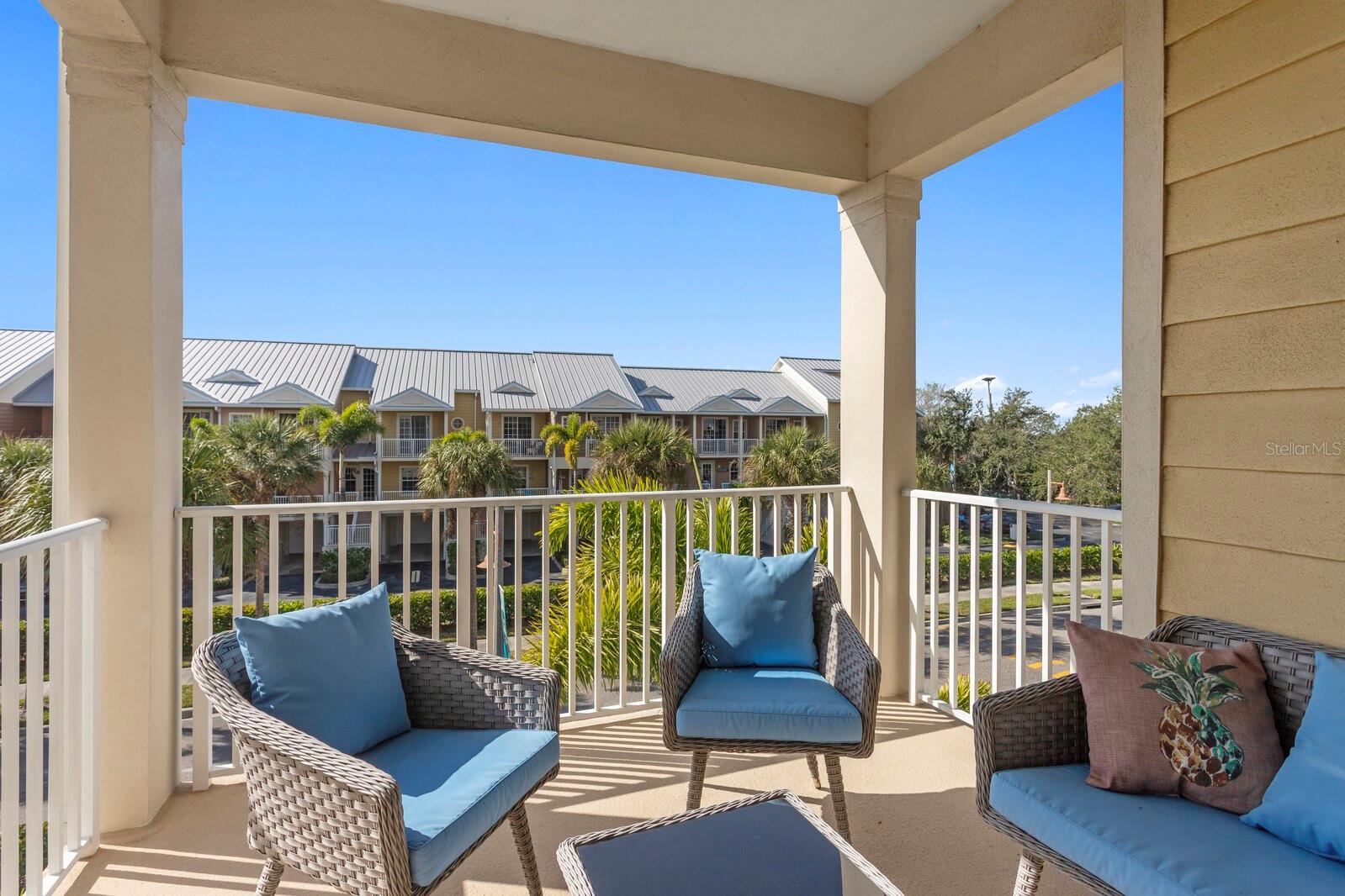 BAHIA BEACH TWNHMS PH 1A - Residential