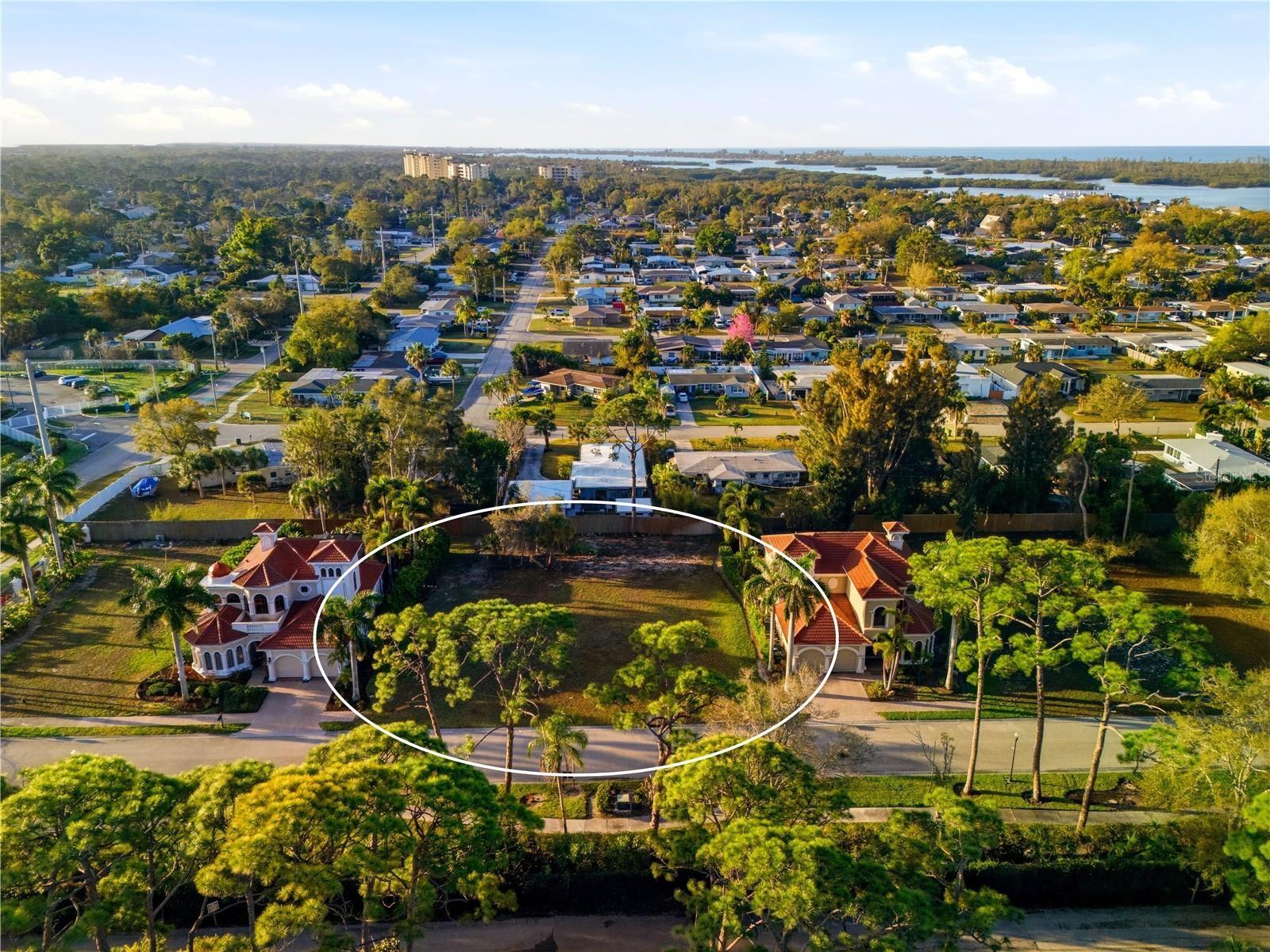 PORTOFINO ON THE BAY - Land