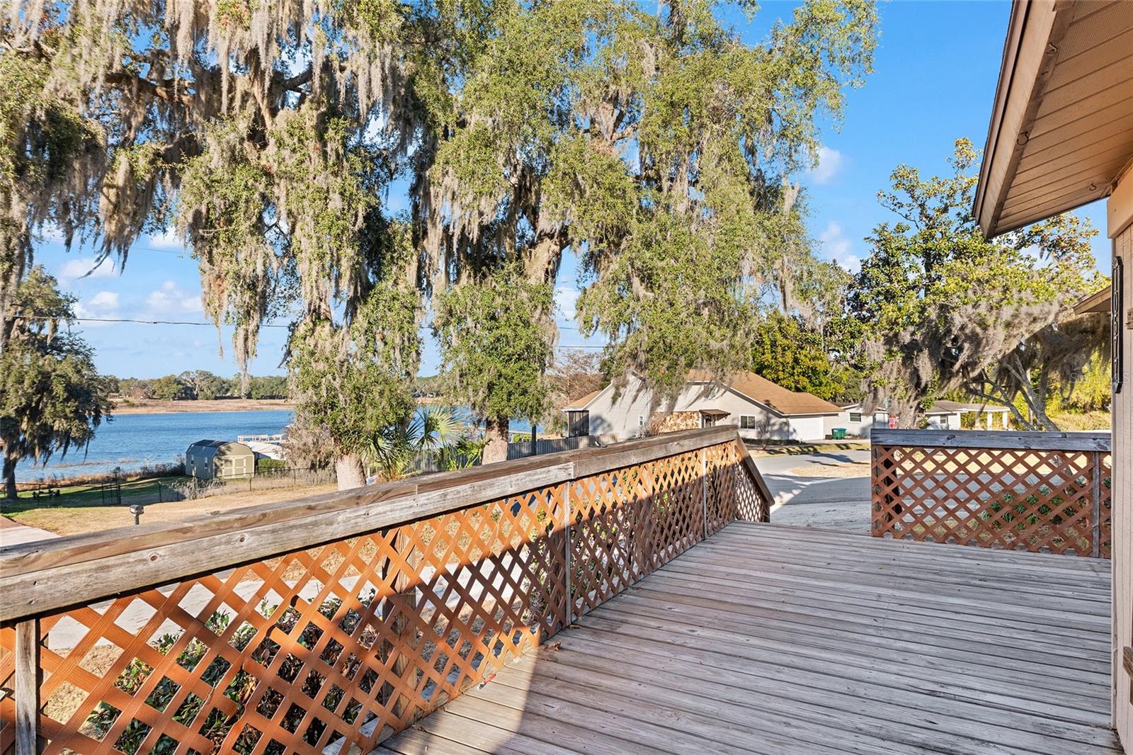 MAGNOLIA SHORES - Residential