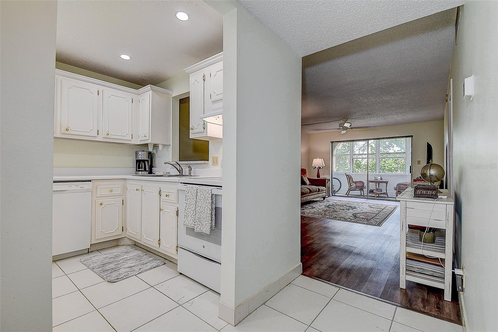 11485 OAKHURST ROAD 310