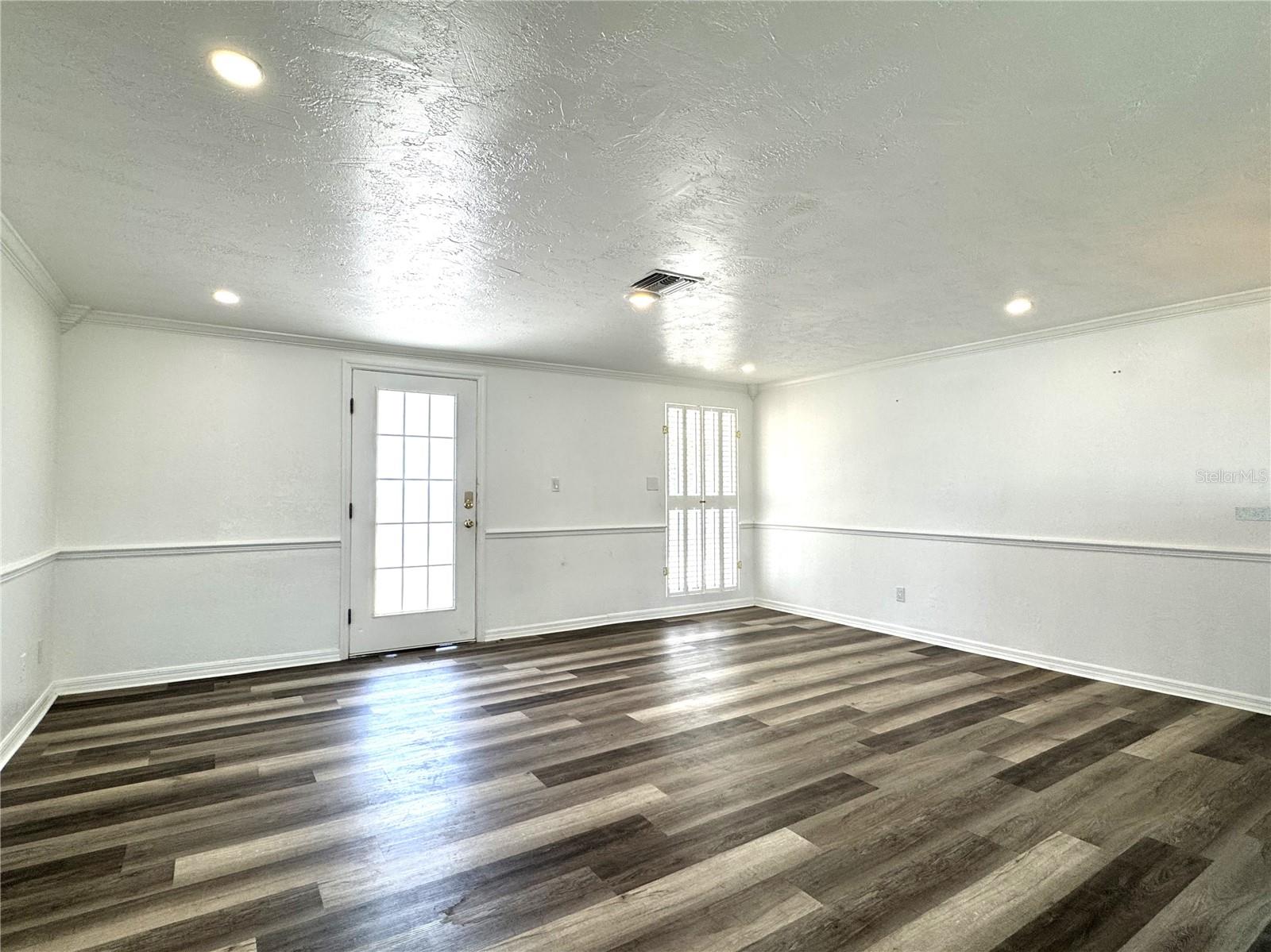 2600 MOHEGAN ROAD
