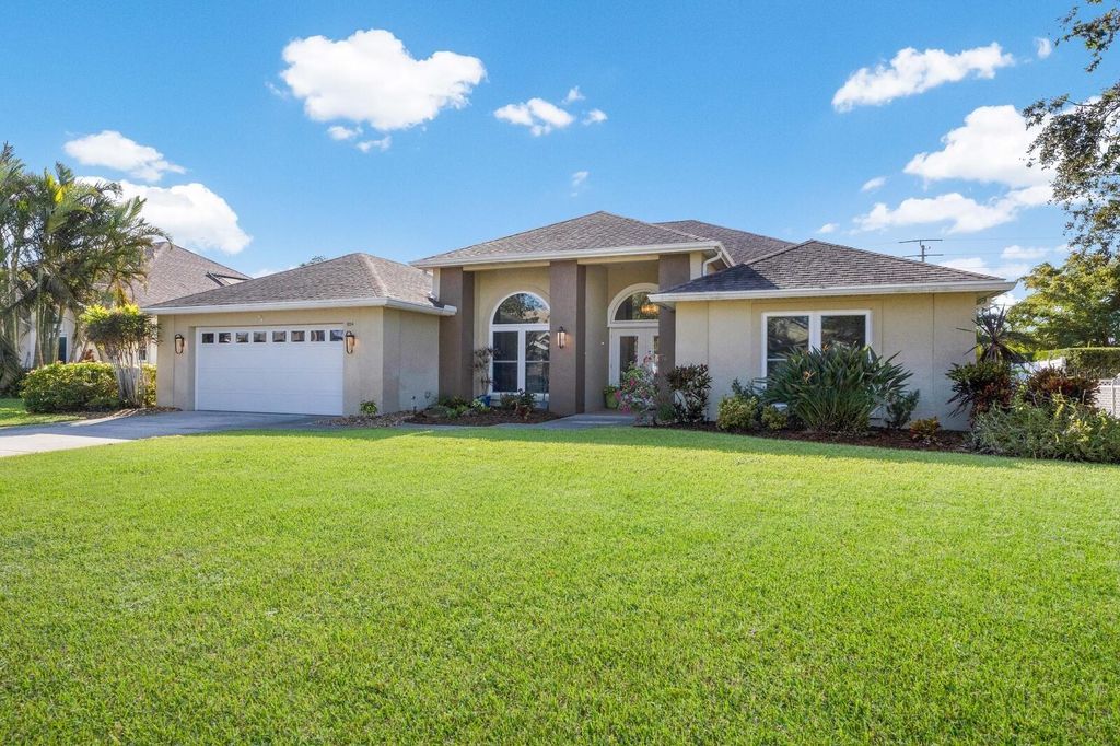 Photo of 8314 9th Avenue Terrace NW, Bradenton, FL 34209 (MLS # A4648860)