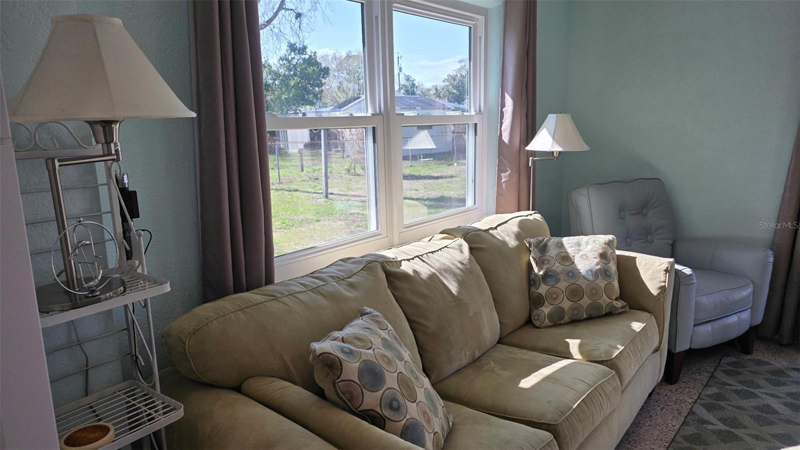 CITRUS MANOR - Residential