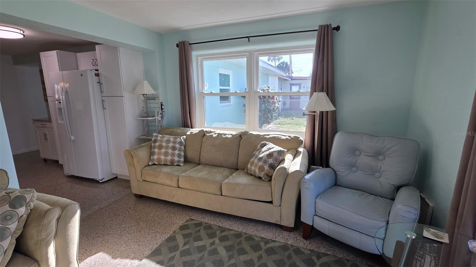 CITRUS MANOR - Residential