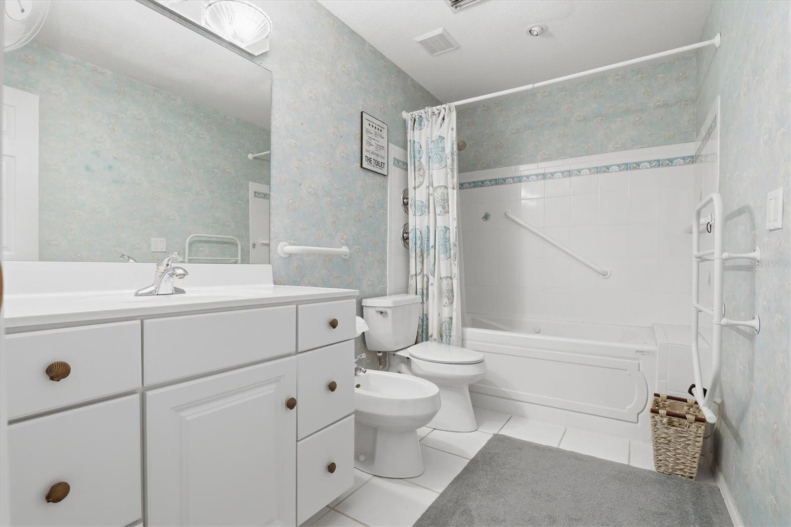 WINDRUSH BAY CONDO - Residential