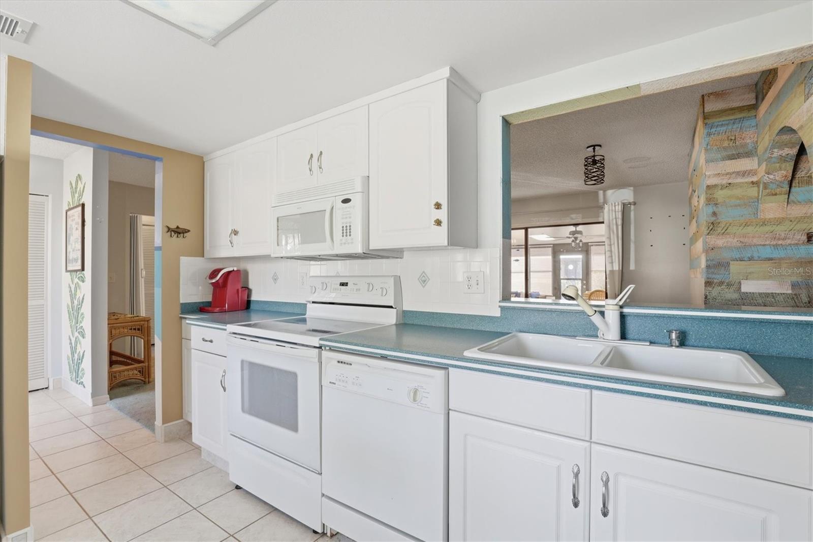 WINDRUSH BAY CONDO - Residential