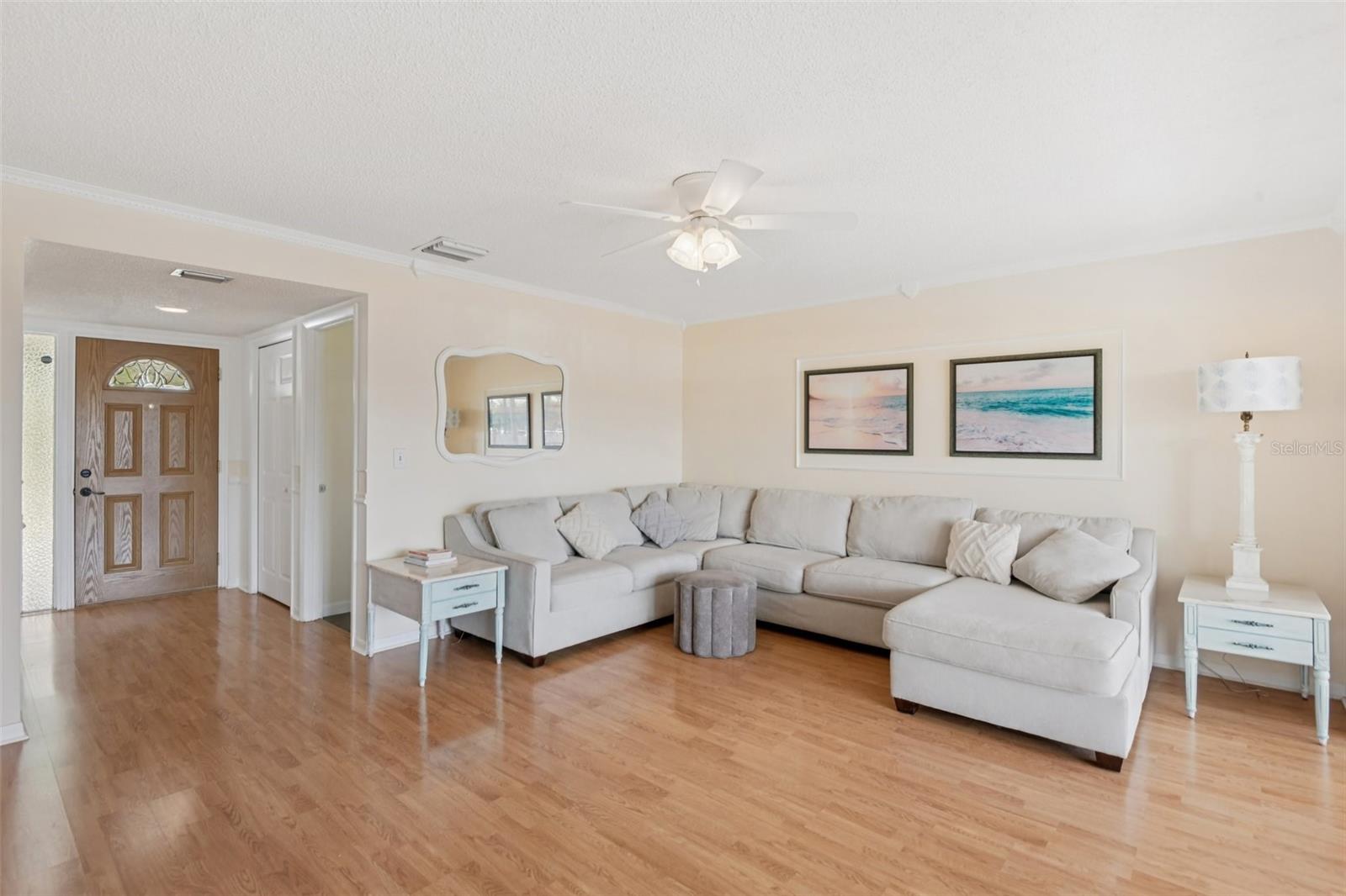 2997 KENILWICK DRIVE S