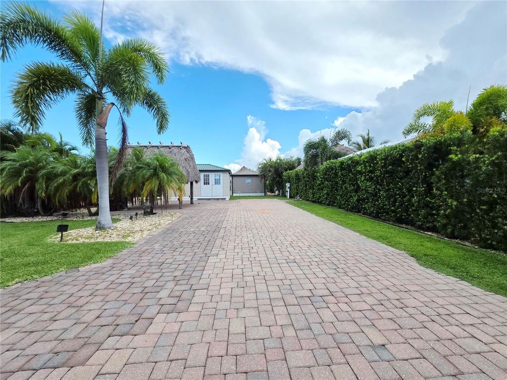 Photo of 531 SW 39th Trace #93, Okeechobee, FL 34974 (MLS # OK225506)