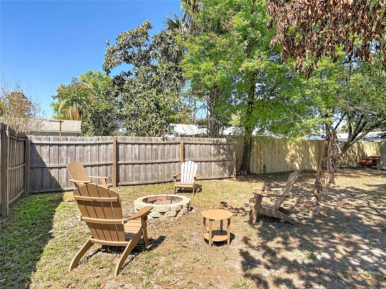 JENNINGS LAKE HELEN - Residential