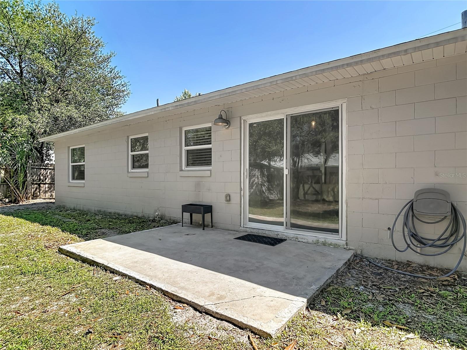 JENNINGS LAKE HELEN - Residential