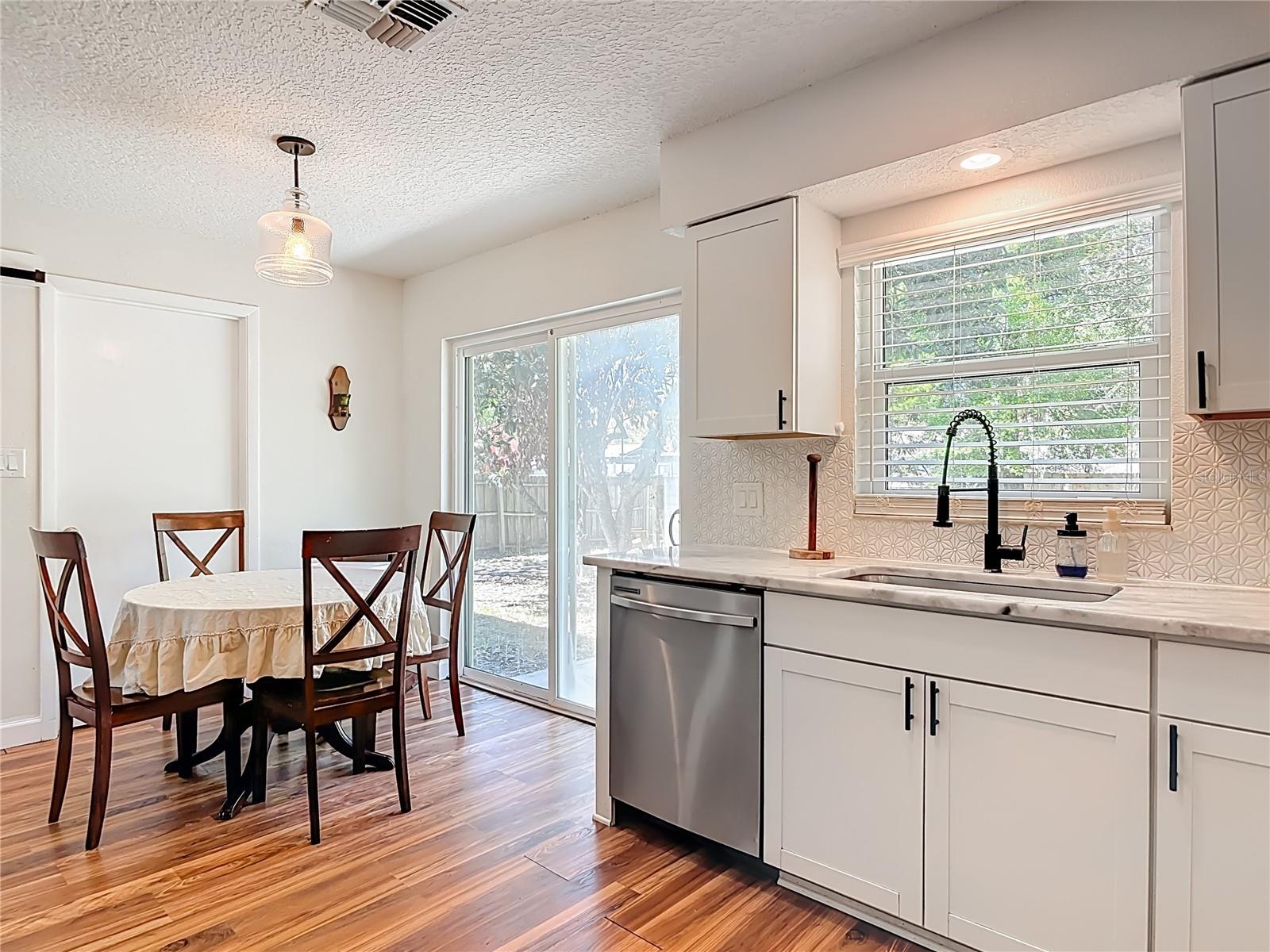 JENNINGS LAKE HELEN - Residential