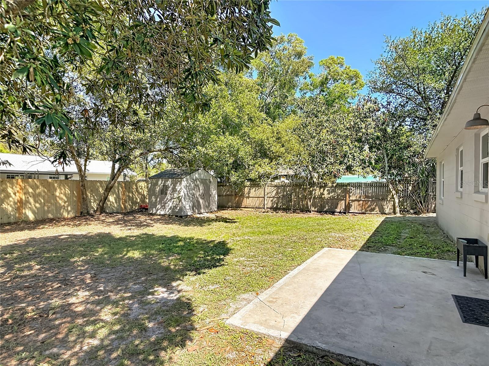 JENNINGS LAKE HELEN - Residential