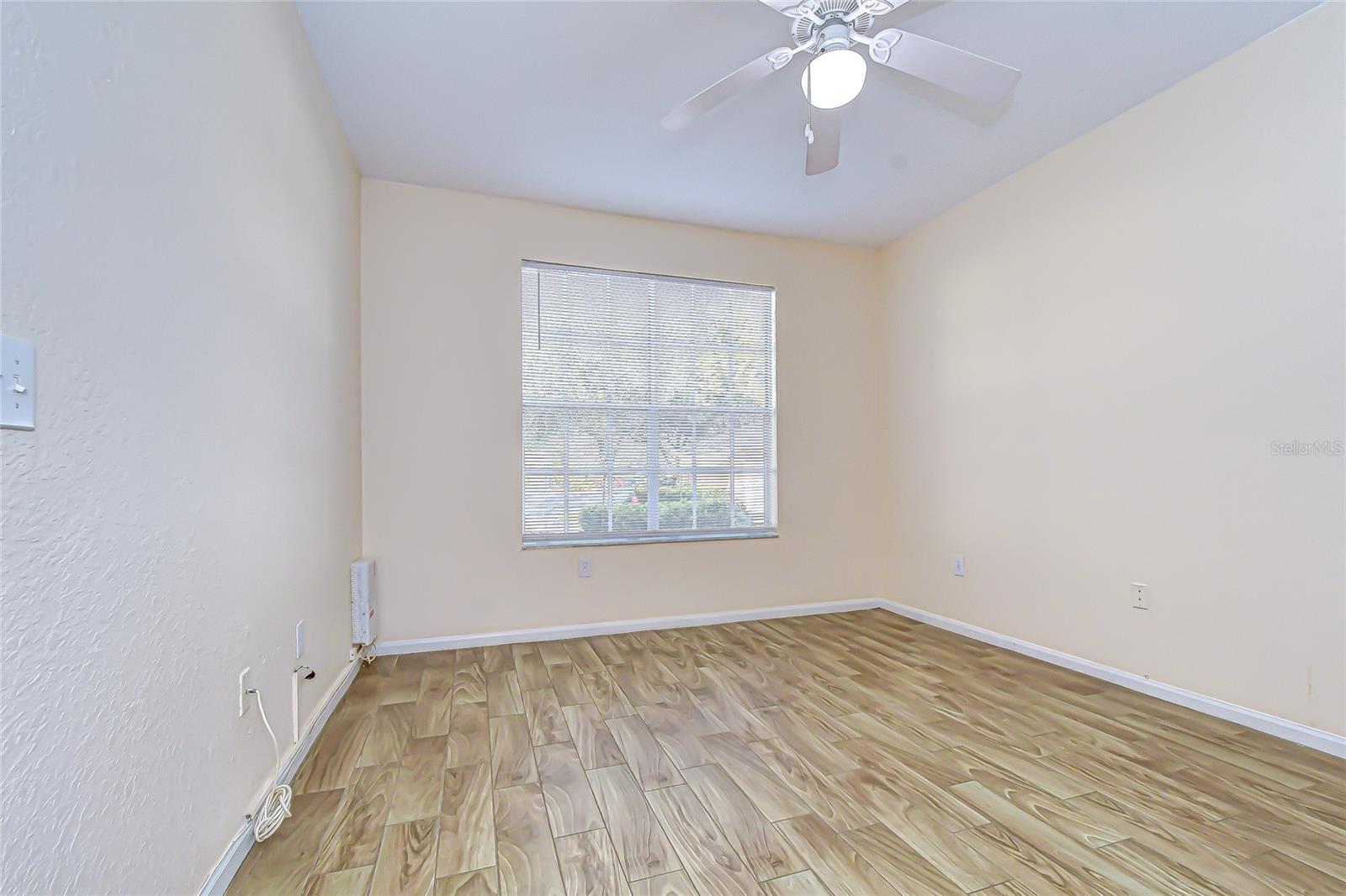 OXFORD PLACE AT TAMPA PALMS A - Residential