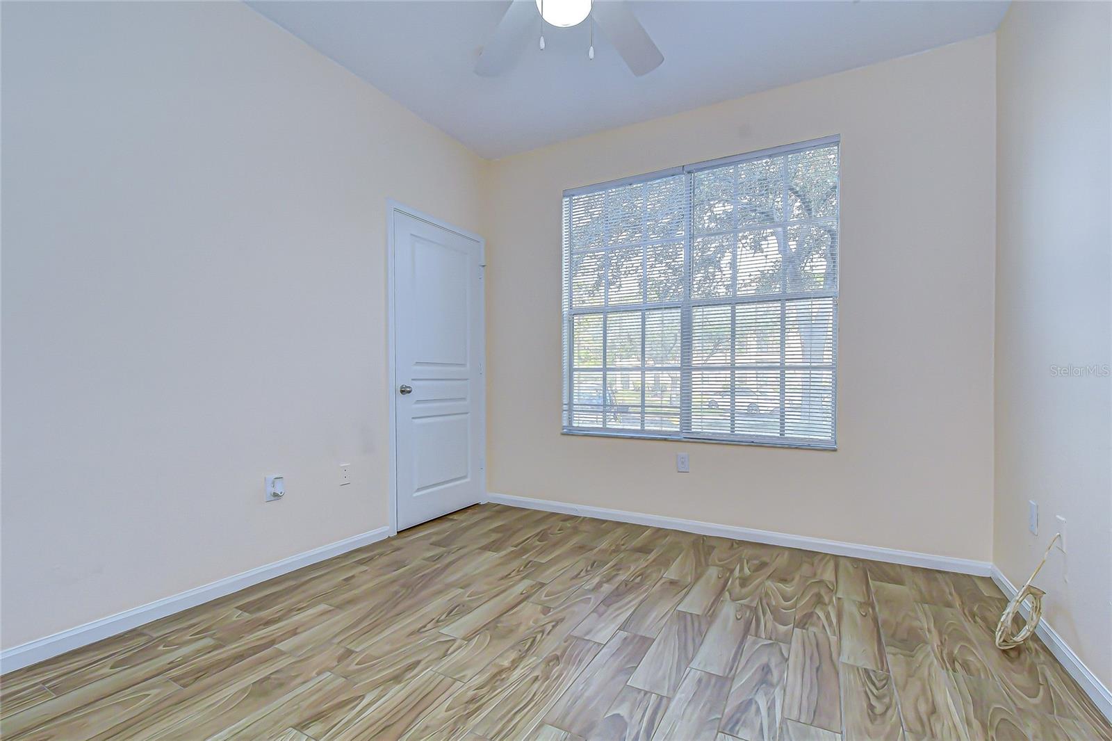 OXFORD PLACE AT TAMPA PALMS A - Residential